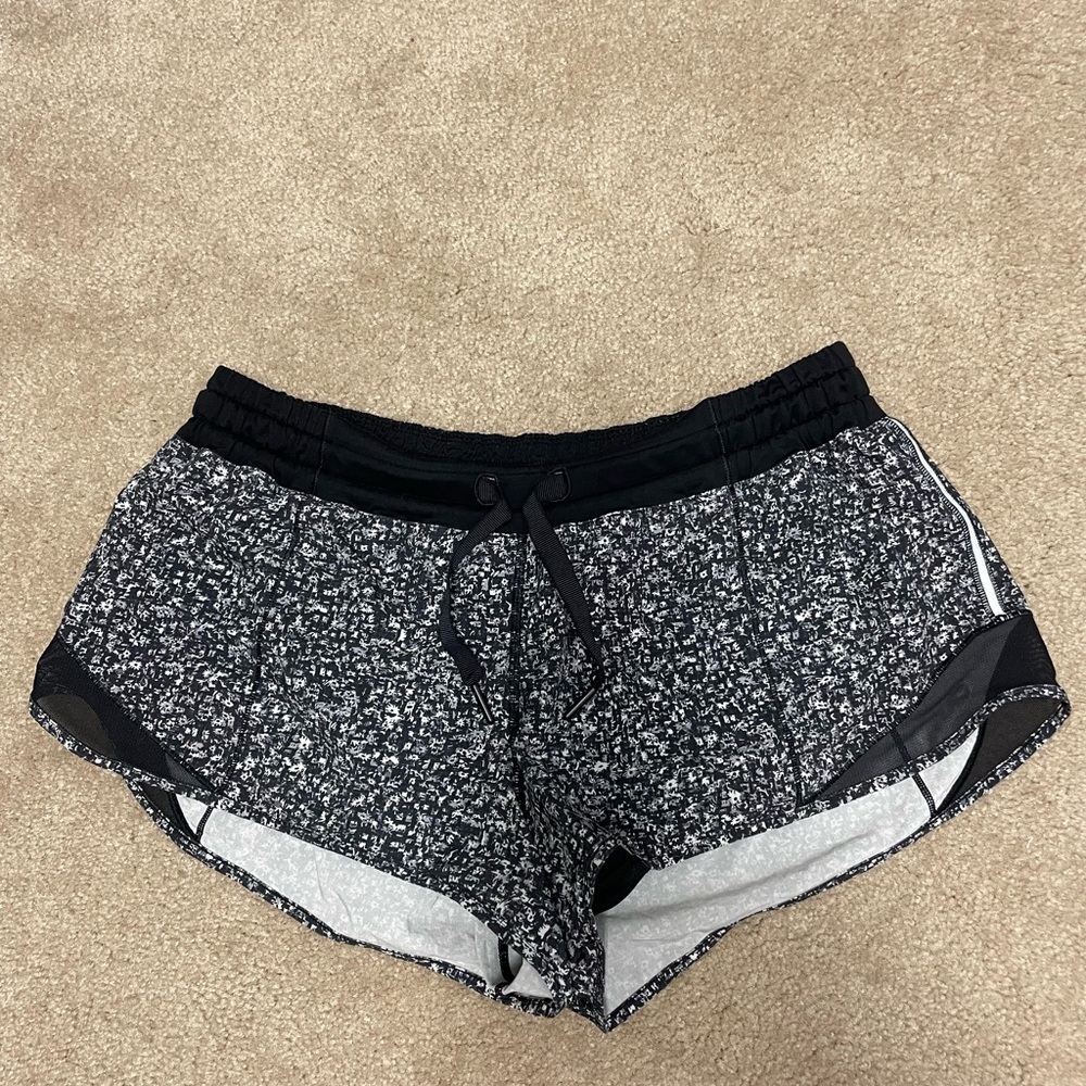 Lululemon Athletica Hotty Hot Short 2.5” OG